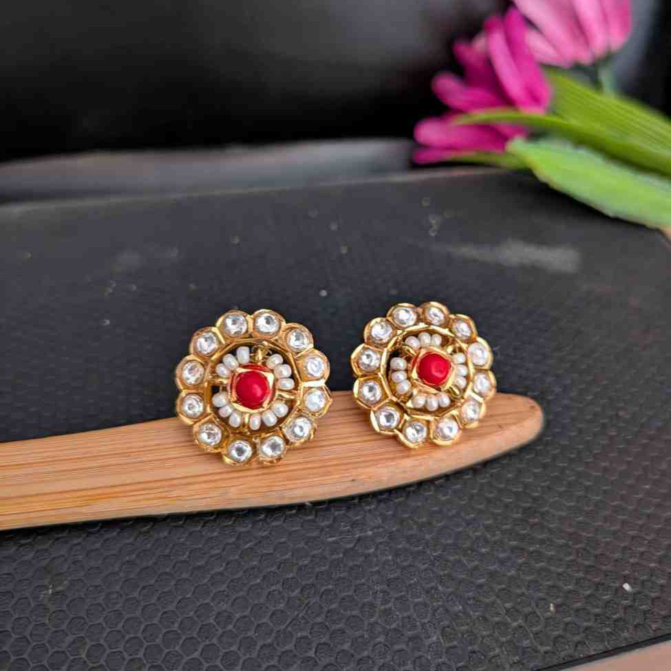 Jadau Coral Kundan Stud