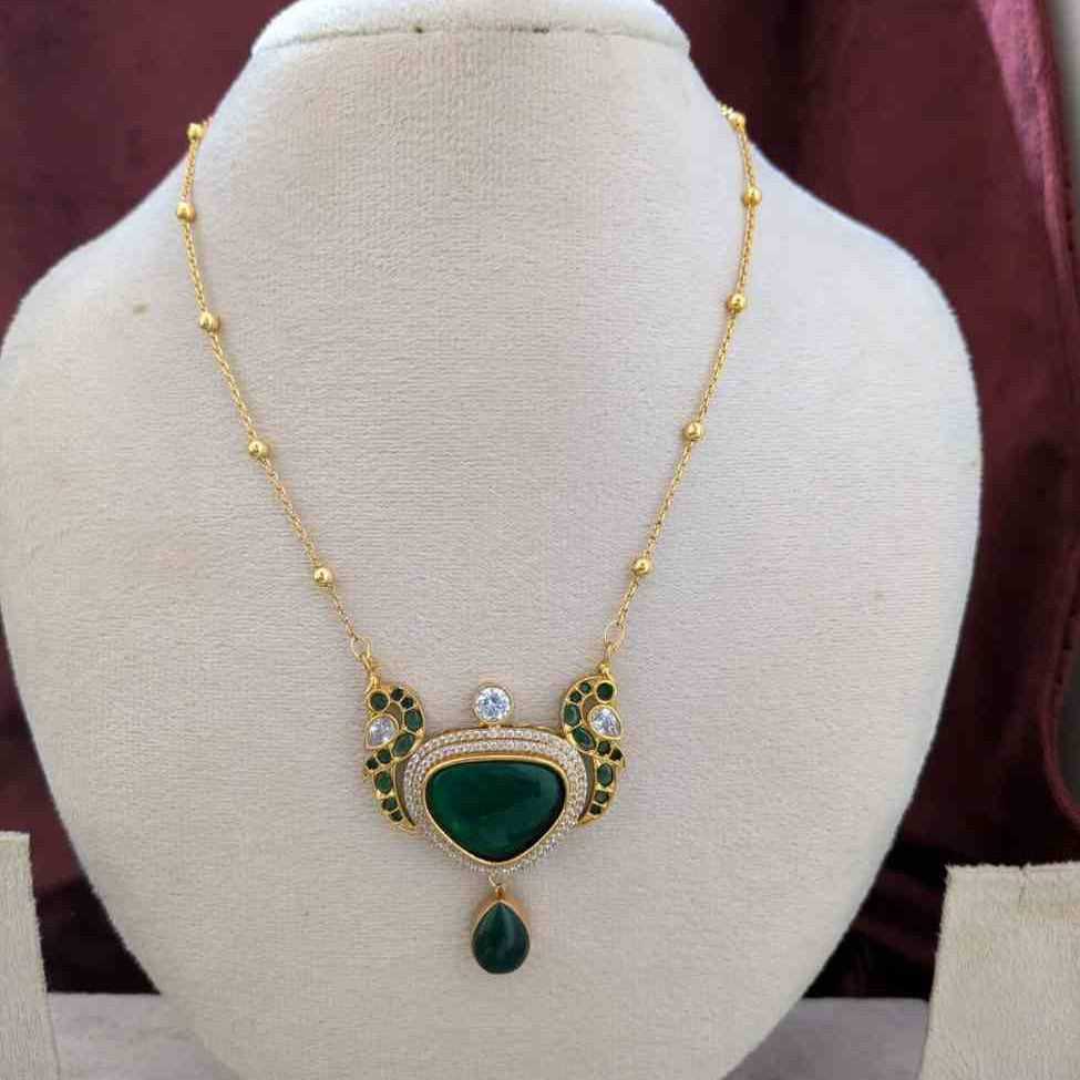 Green Drop Peacock Pendant Long Necklace